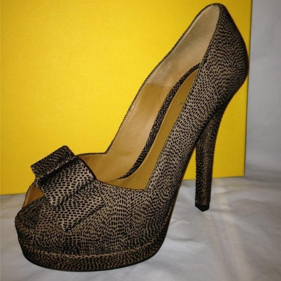 FENDI Deco Textured Suede Peep Toe Bow Platform Pumps Shoes Heels - Picture 3 of 10